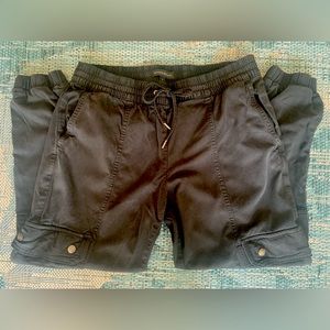 Women’s Black Cargo Joggers Banana Republic S